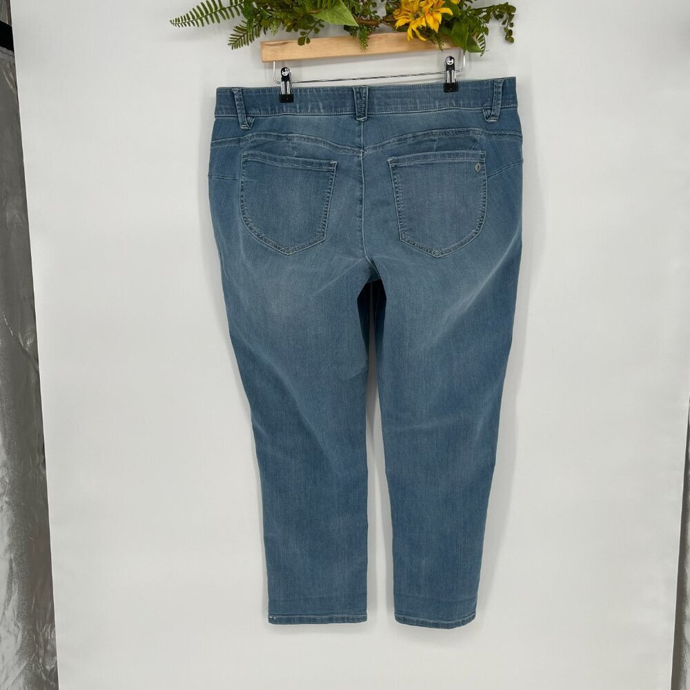 Democracy Ab Solution Blue Ankle & Cropped Jeans - Picture 5 of 5